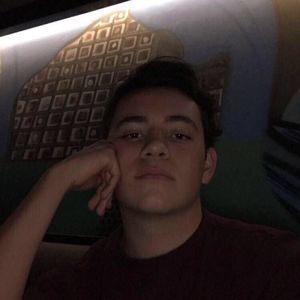 Meet your Posher, Sebastian